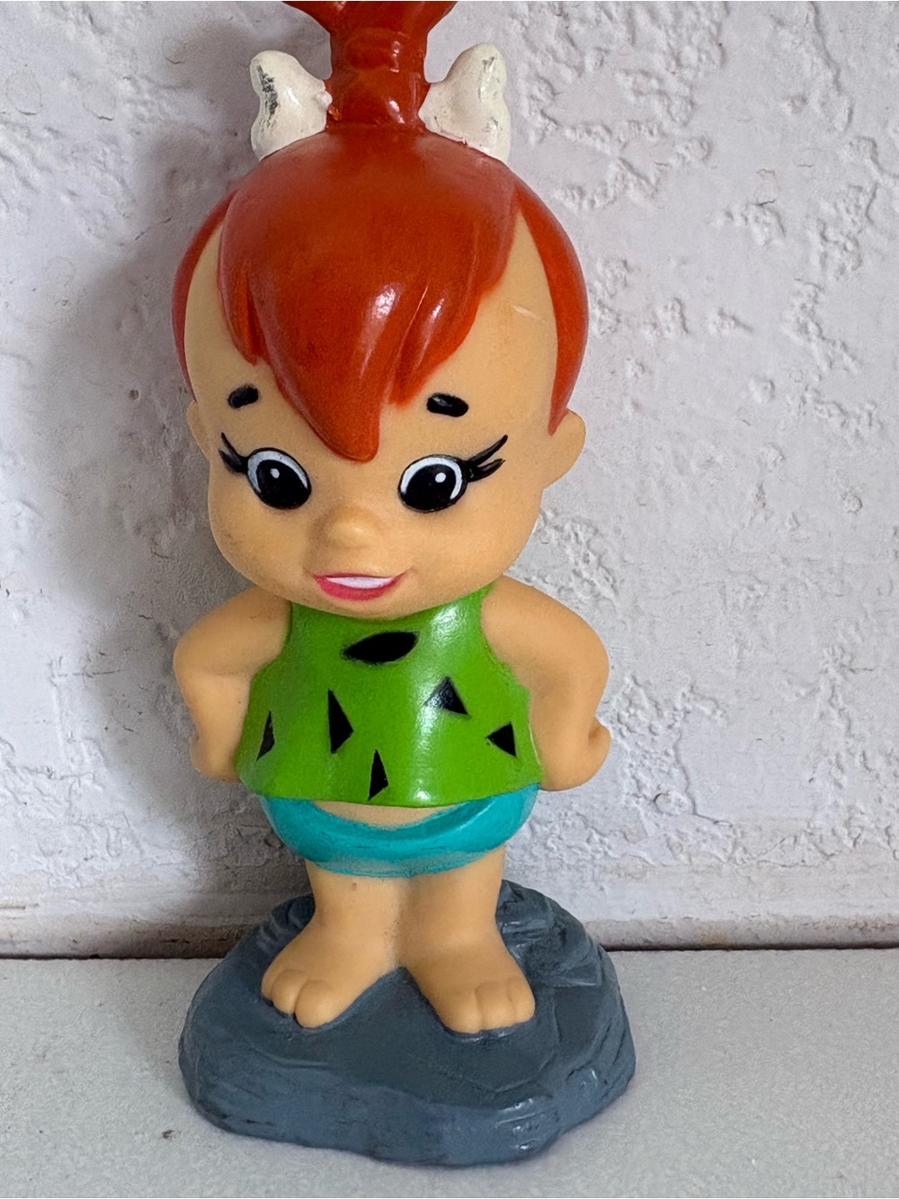 Vintage Hanna-Barbera Pebbles Flintstone PVC Figurine 1994 Miniland